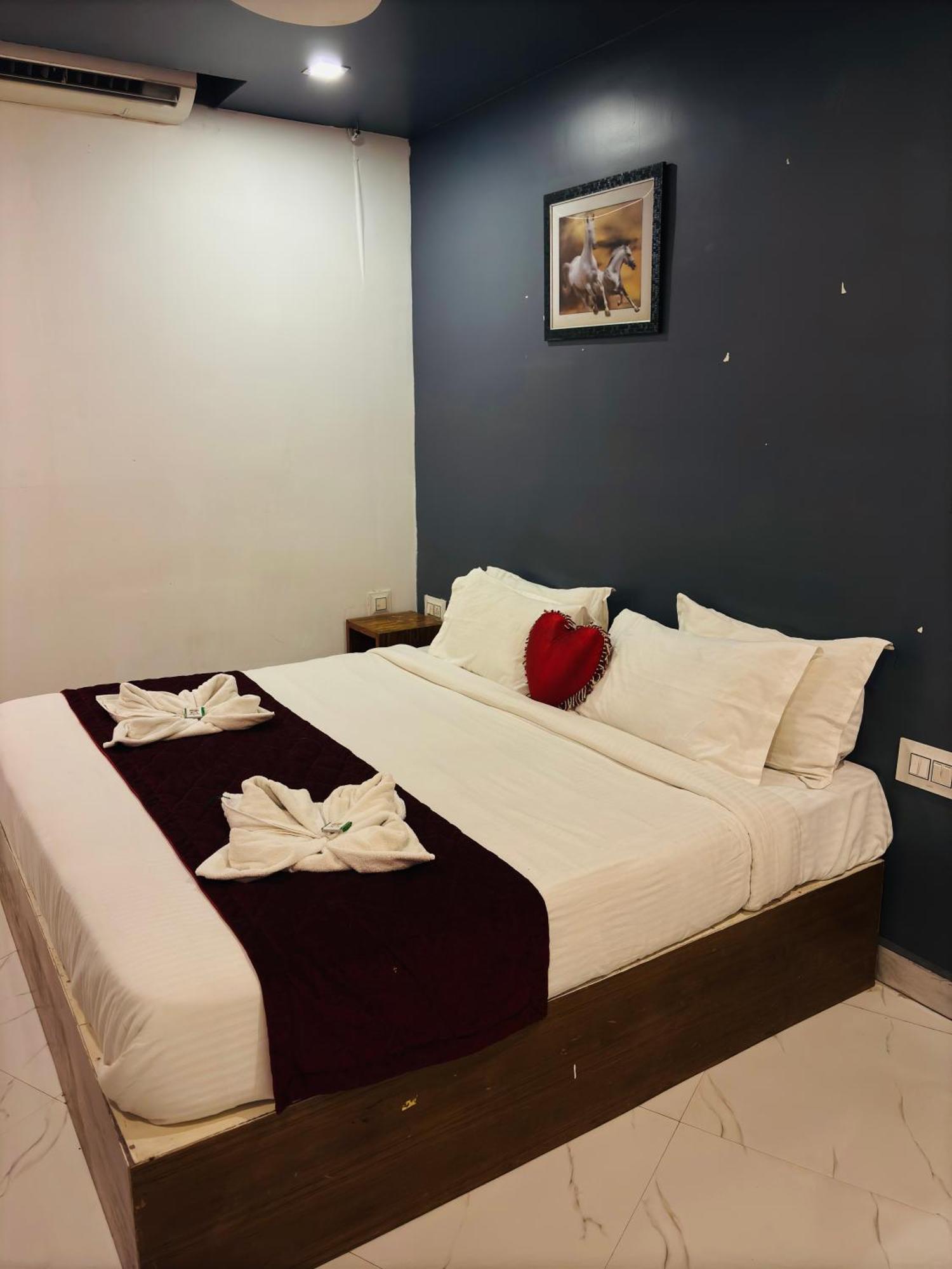 The Elite Beachview Pondicherry Eksteriør bilde