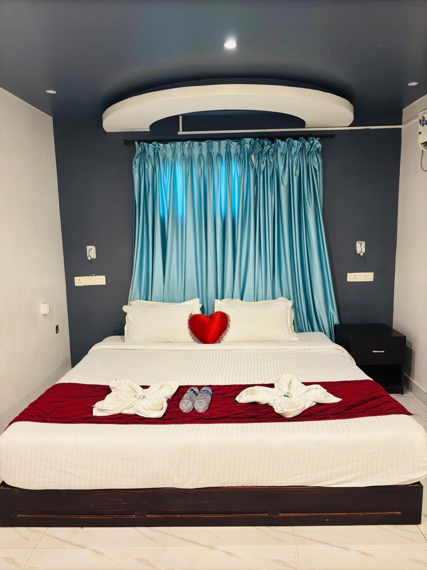 The Elite Beachview Pondicherry Eksteriør bilde