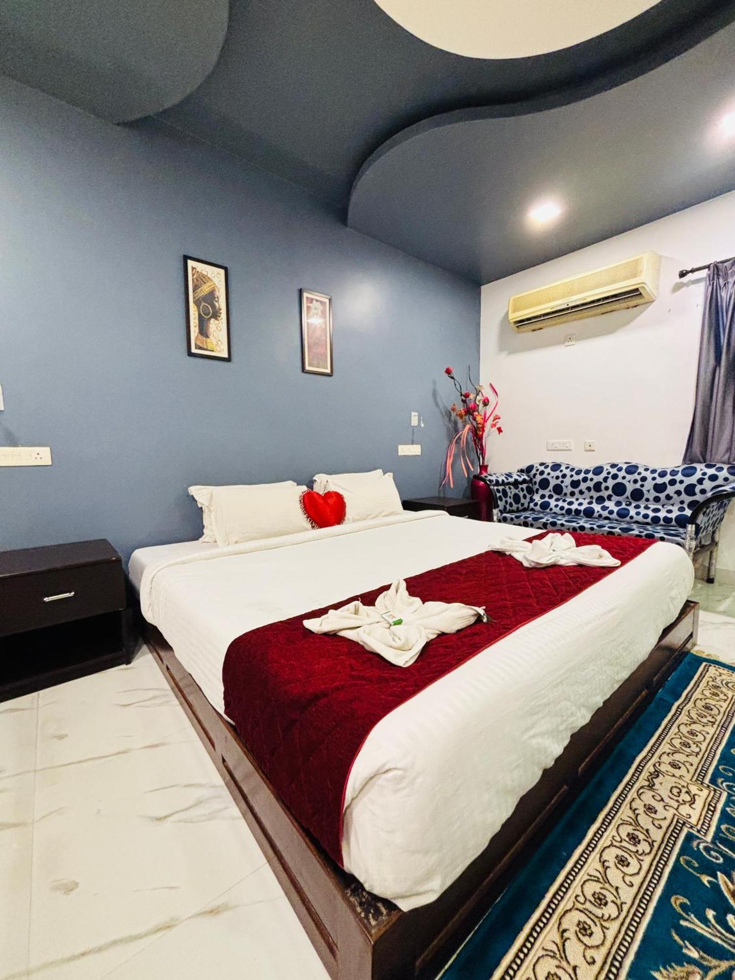 The Elite Beachview Pondicherry Eksteriør bilde