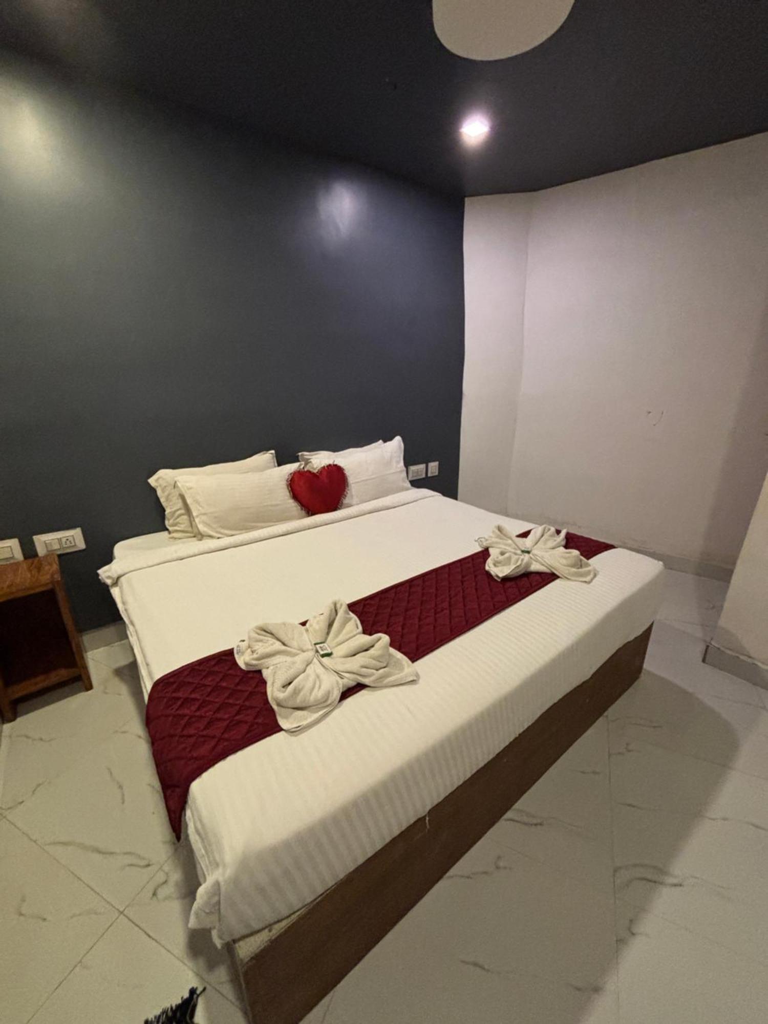 The Elite Beachview Pondicherry Eksteriør bilde