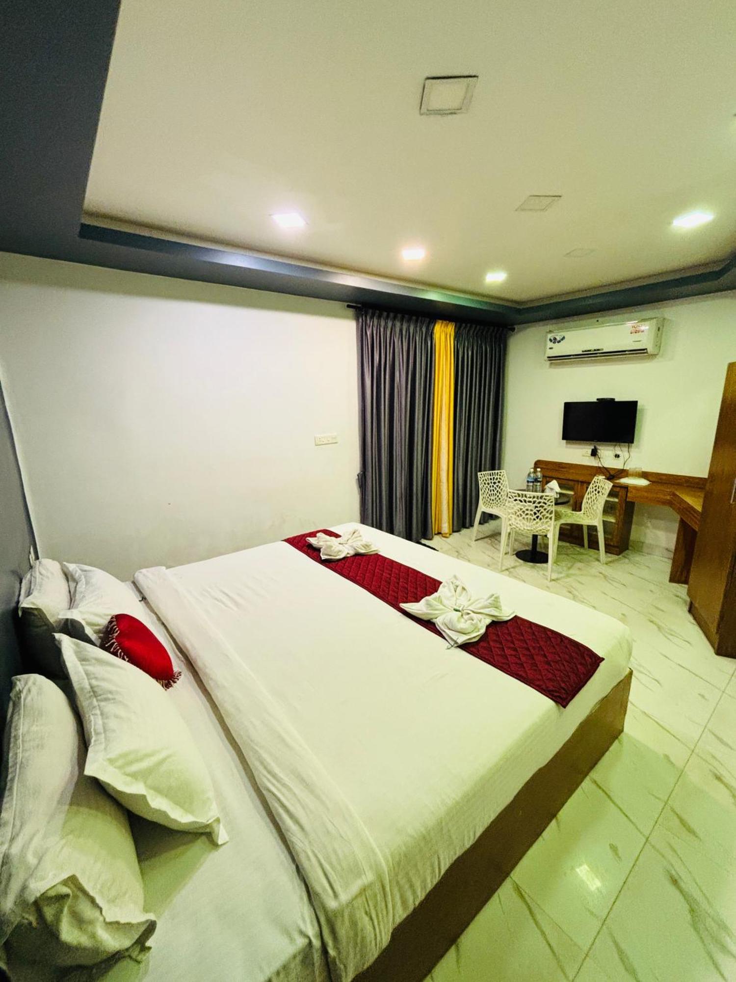 The Elite Beachview Pondicherry Eksteriør bilde