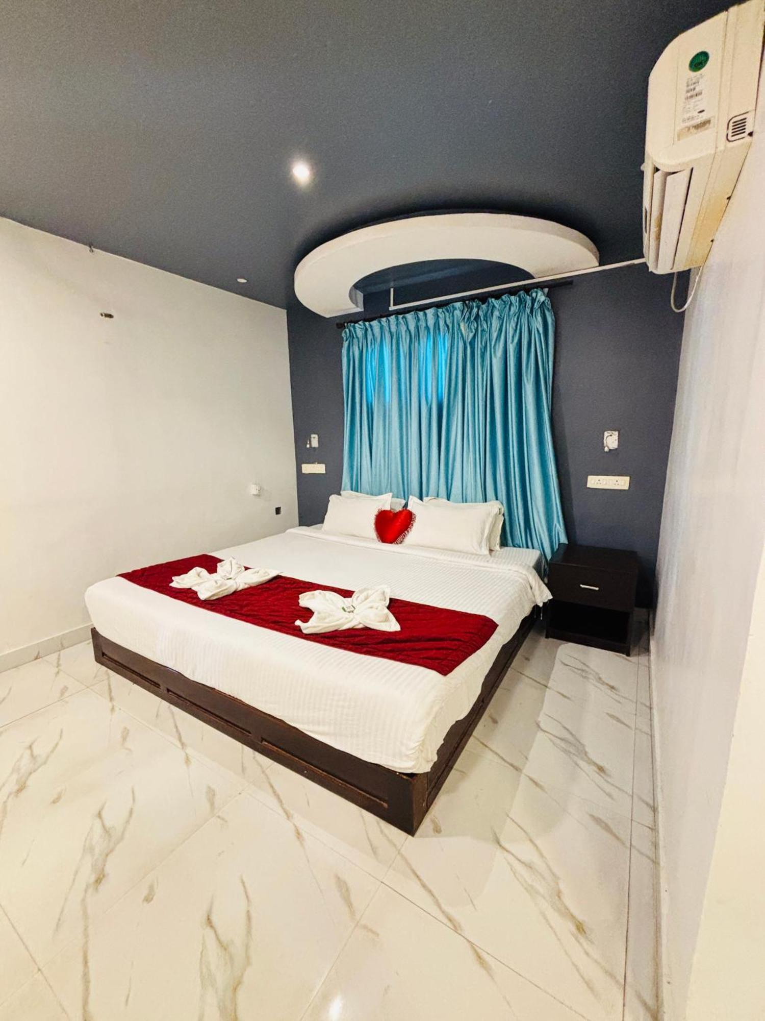 The Elite Beachview Pondicherry Eksteriør bilde