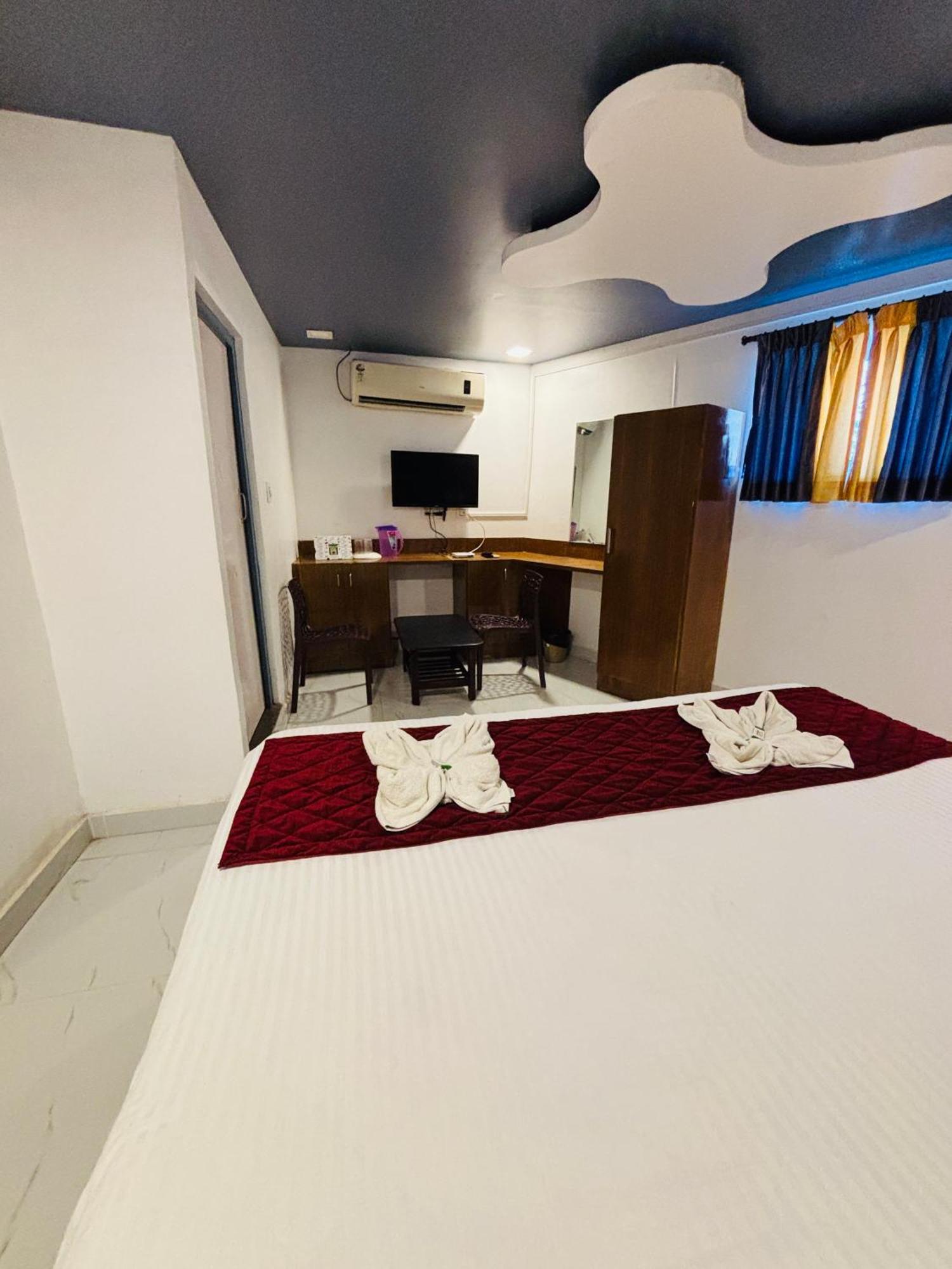 The Elite Beachview Pondicherry Eksteriør bilde